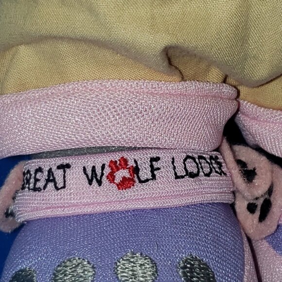 Violet Scooops Gray Great Wolf Lodge Plush with Light Pink Bows  11” NEW - Picture 2 of 3